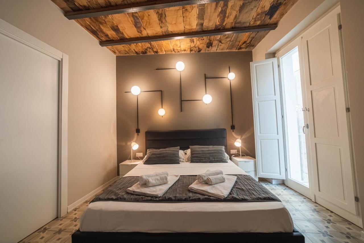 Palazzo Paladini - Luxury Suites In The Heart Of The Old Town Pizzo  Luaran gambar